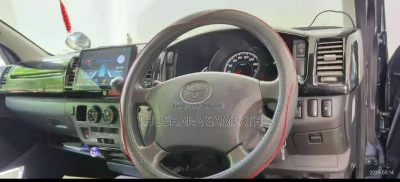 Toyota KDH 200 Super Gl Update 2006 Van (Used)
