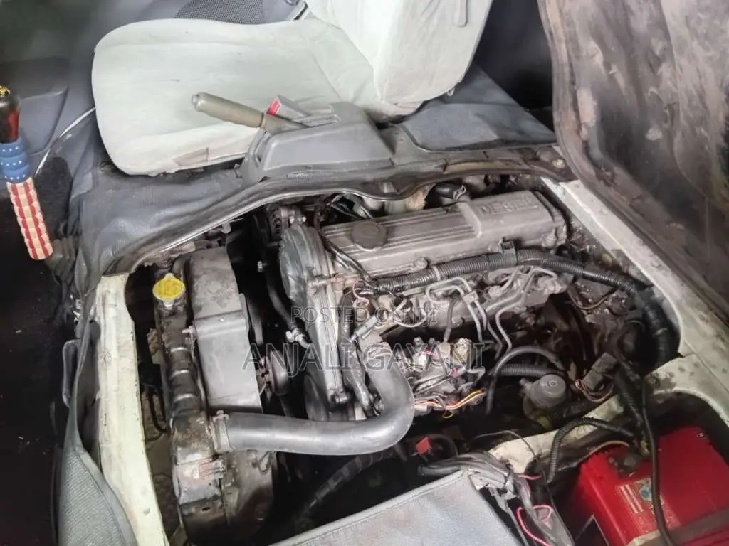 Nissan Vanette 2005 Van (Used)