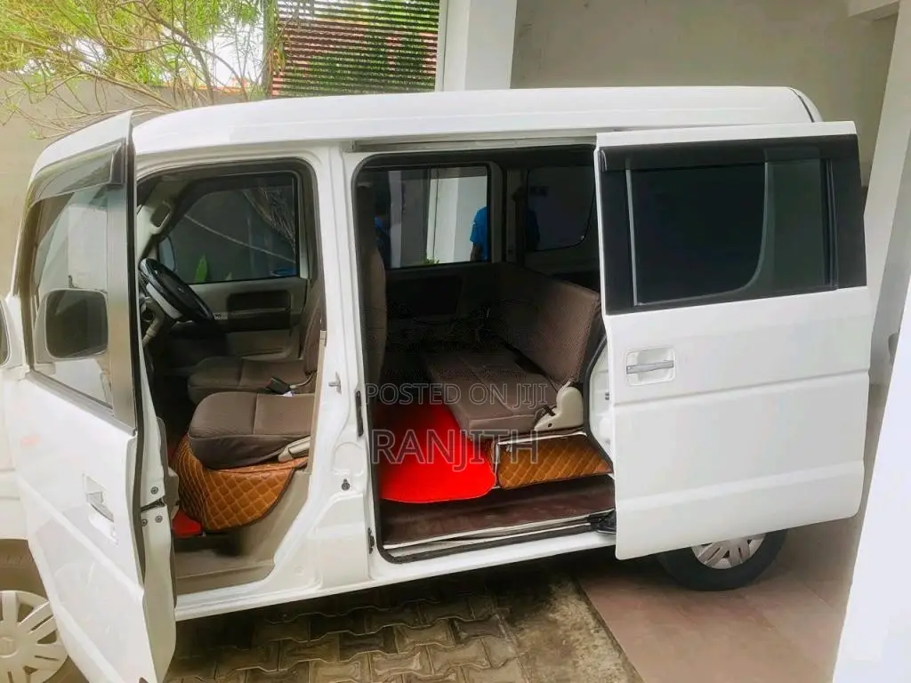 Suzuki Every 2011 Van (Used)