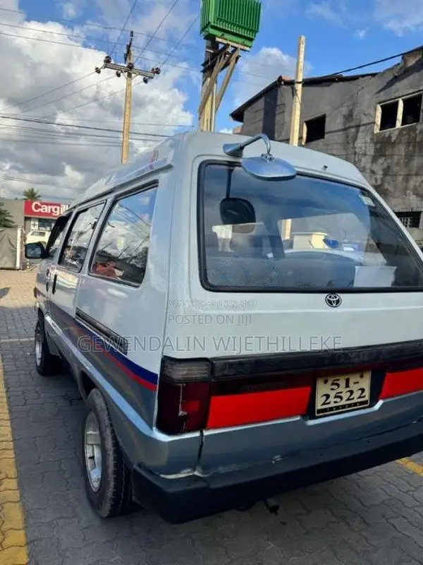 Toyota TownAce 1986 Van (Used)