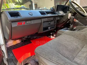 Nissan Vanette C22 1990 Van (Used)