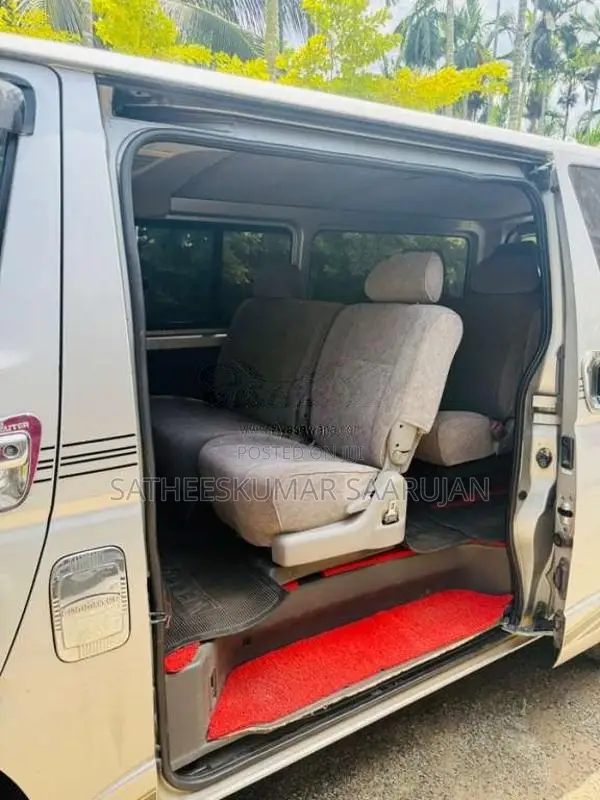 Toyota KDH 2007 Van (Used)