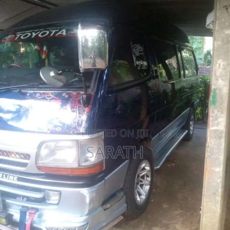 Toyota Dolphin High Roof 1998 Van (Used)