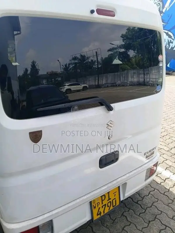 Suzuki Every 2015 Van (Used)