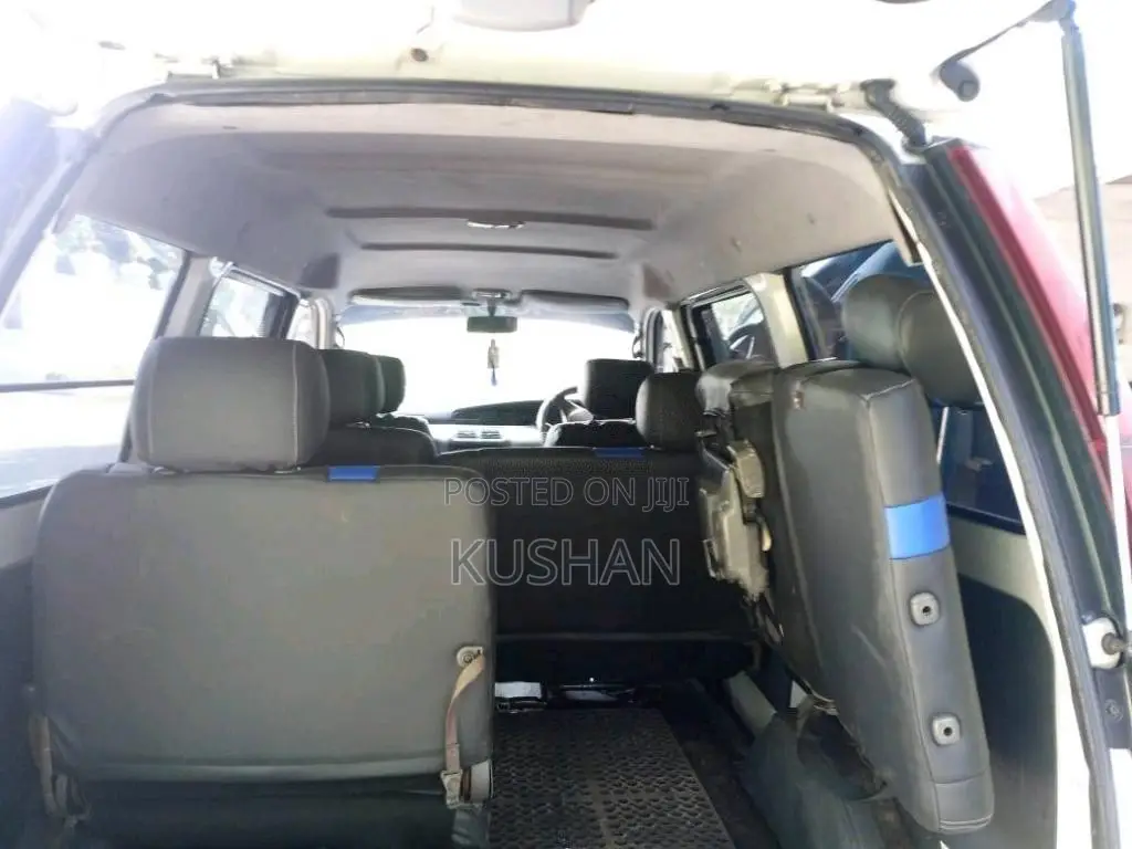 Toyota NOAH CR41 1998 Van (Used)