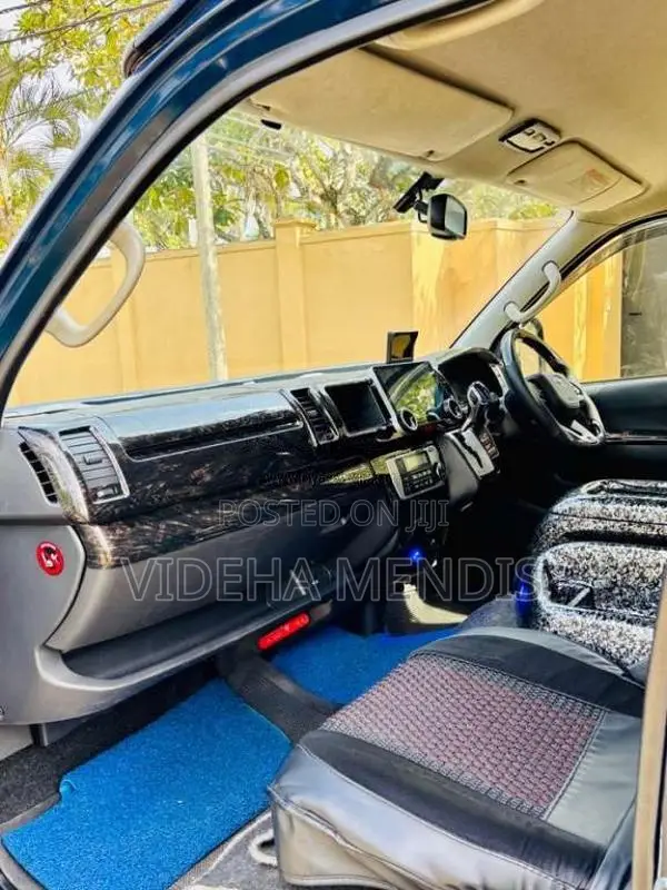 Toyota KDH 223 High Roof 2015 Van (Used)
