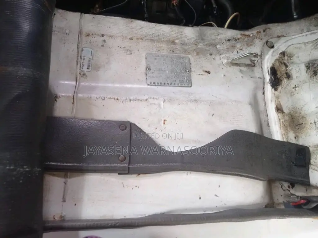 Nissan Caravan 1993 Van (Used)