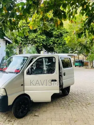 Suzuki Carry 2004 Van (Used)