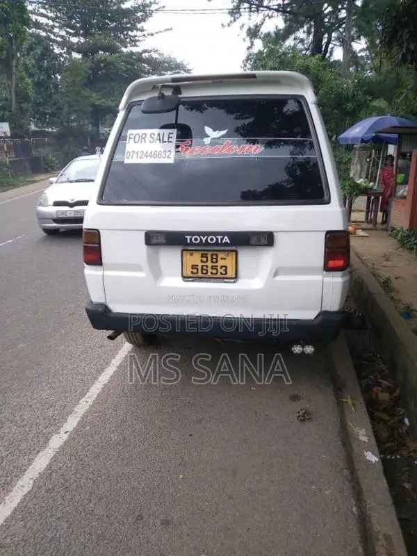 Toyota LiteAce 1996 Van (Used)