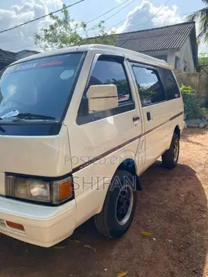 Nissan Vanette C22 1990 Van (Used)