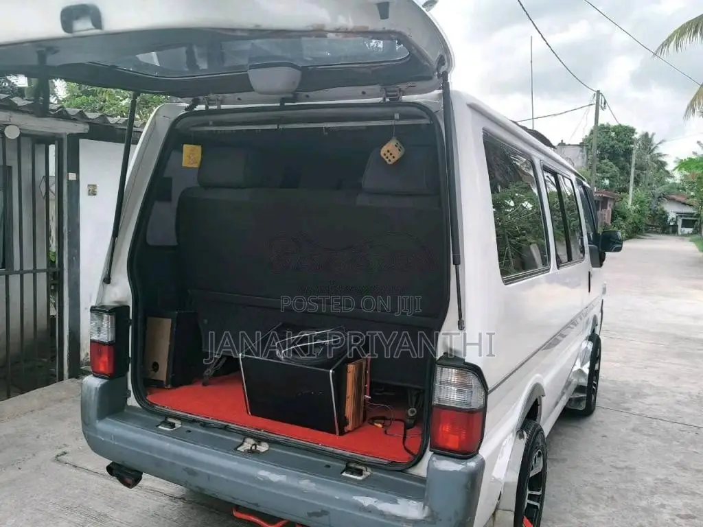 Nissan Vanette 2003 Van (Used)