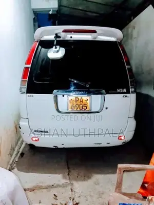 Toyota Townace Noah 2001 Van (Used)