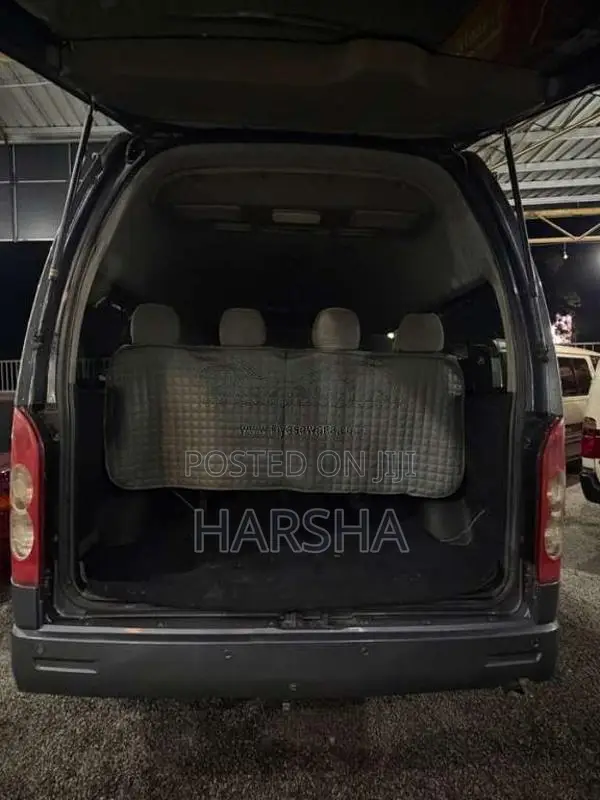 Micro Kdh 2012 Van (Used)
