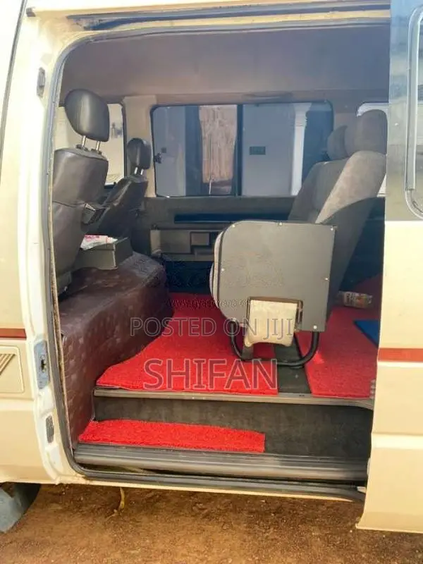 Nissan Vanette C22 1990 Van (Used)