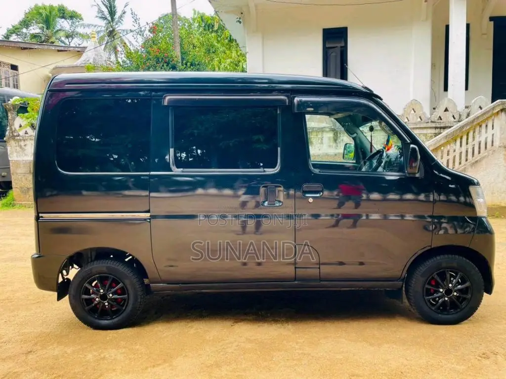 Daihatsu S321 2015 Van (Used)