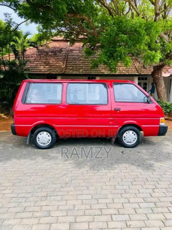 Nissan Vanette 1987 Van (Used)