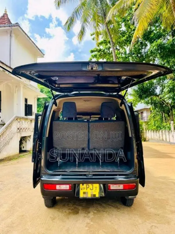 Daihatsu S321 2015 Van (Used)