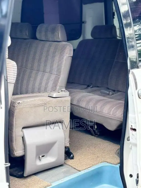 Toyota Noah KR42 3C 2005 Van (Used)