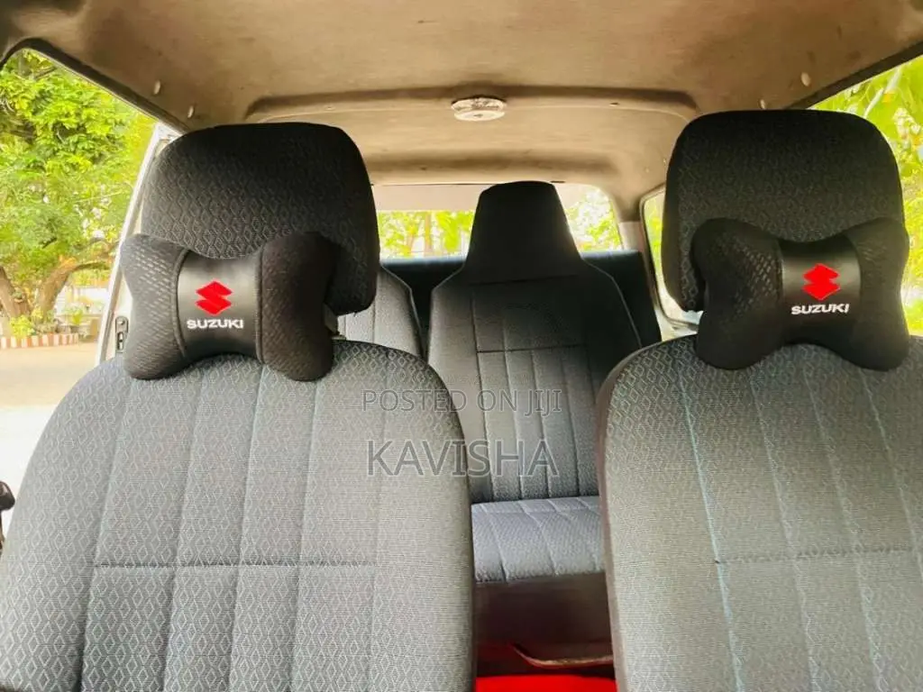 Suzuki Carry 2004 Van (Used)