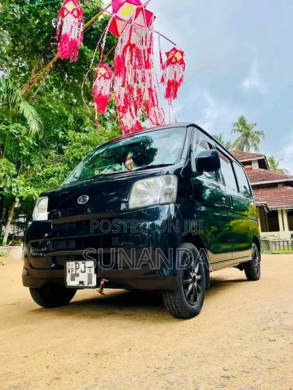 Daihatsu S321 2015 Van (Used)