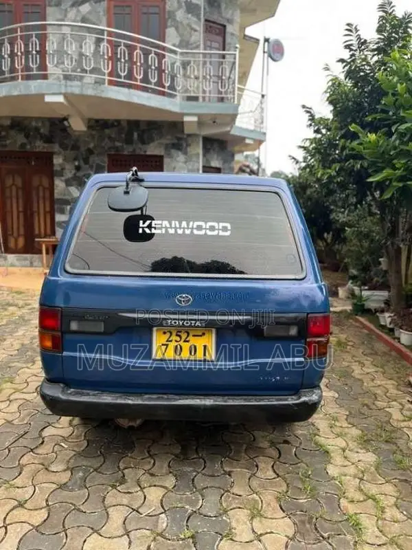 Toyota Townace Lotto CR27 1994 Van (Used)
