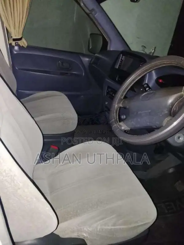 Toyota Townace Noah 2001 Van (Used)
