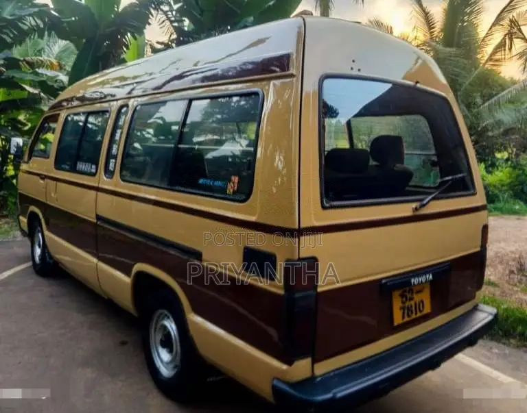 Toyota Lh71 1991 Van (Used)