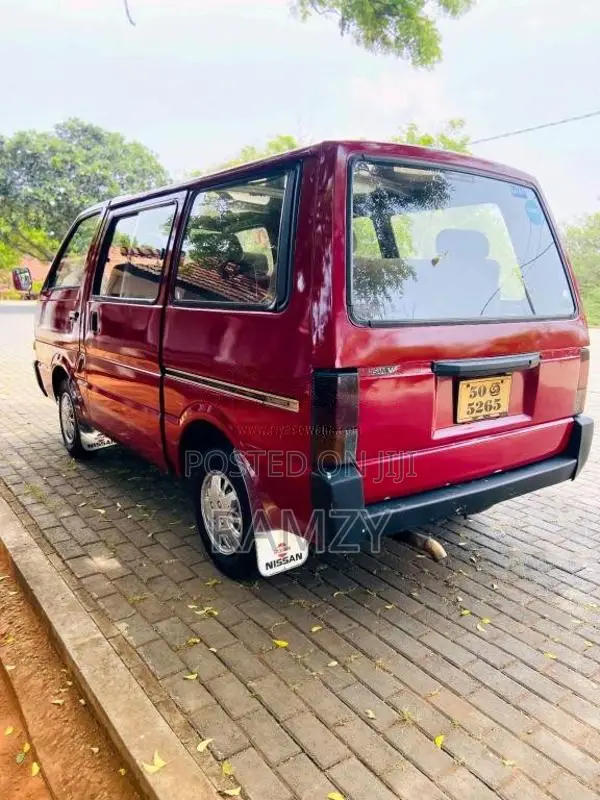 Nissan Vanette 1987 Van (Used)