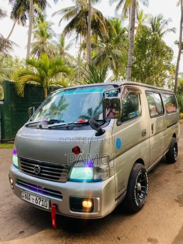 Nissan E25 2002 Van (Used)