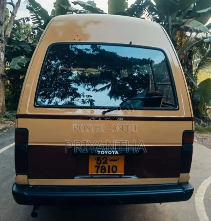 Toyota Lh71 1991 Van (Used)
