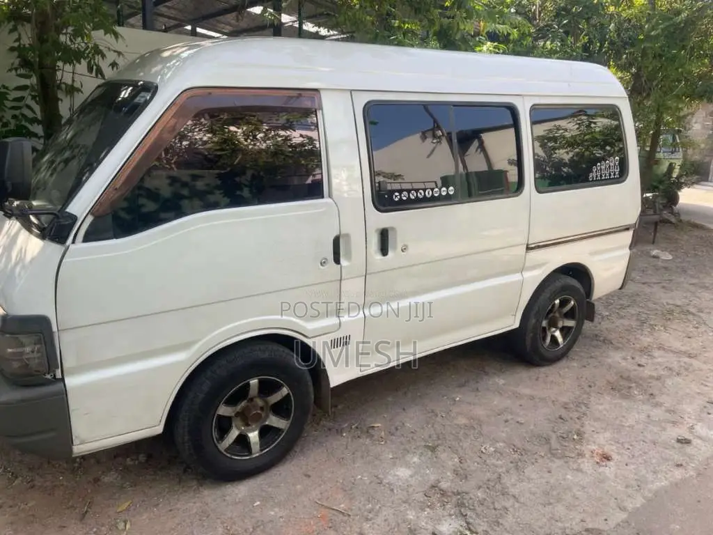 Mazda Bongo 1996 Van (Used)