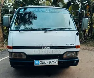 Isuzu Fargo 1993 Van (Used)