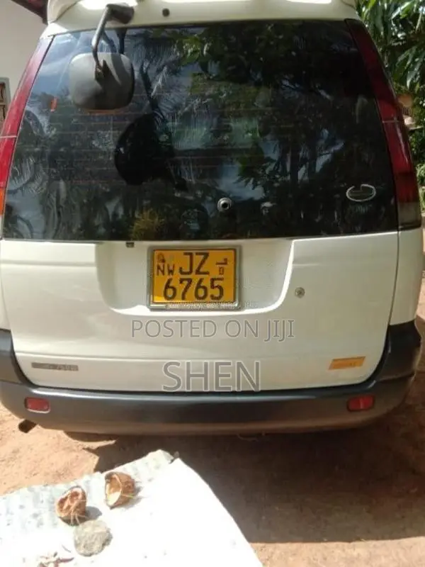 Toyota Noah CR41 2005 Van (Used)