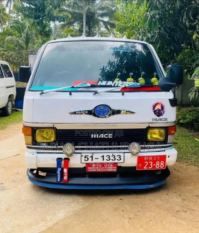 Toyota Shell 1996 Van (Used)