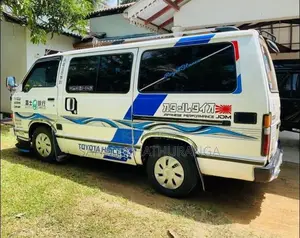 Toyota Shell 1996 Van (Used)