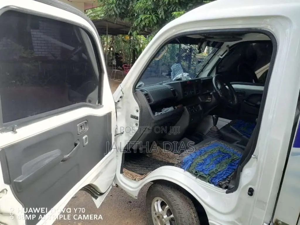Daihatsu S500 2016 Van (Used)