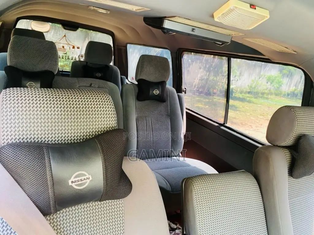 Nissan Caravan 2003 Van (Used)