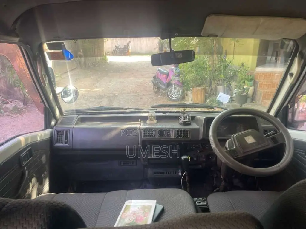 Mazda Bongo 1996 Van (Used)