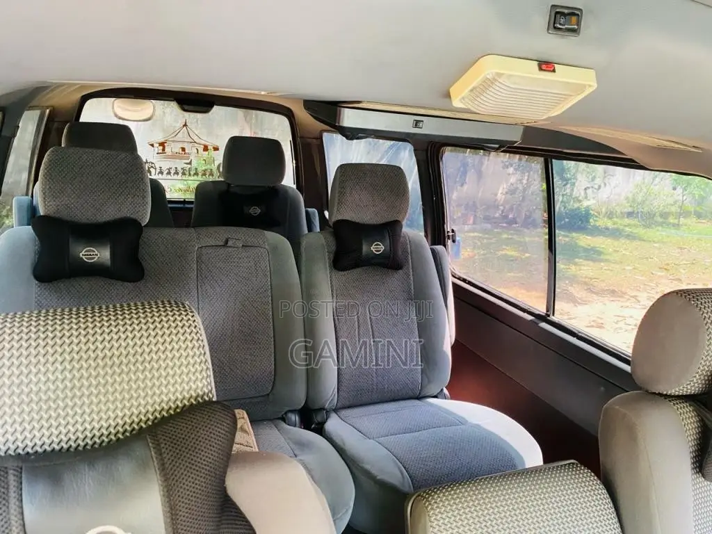 Nissan Caravan 2003 Van (Used)