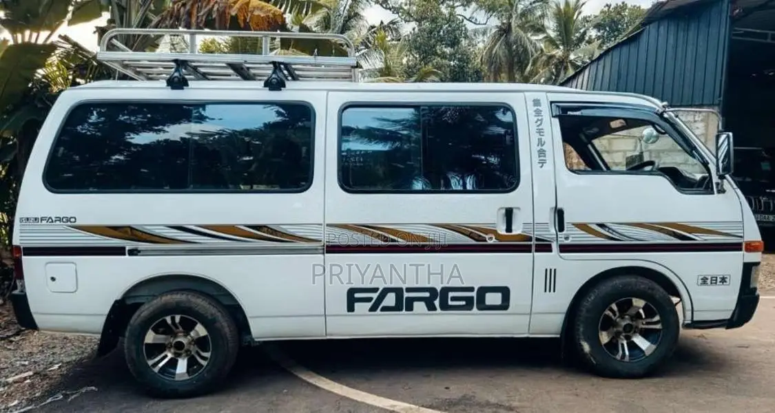 Isuzu Fargo 1993 Van (Used)