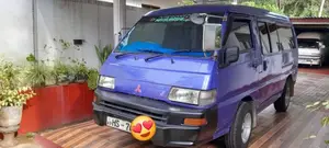 Mitsubishi Po15 2003 Van (Used)