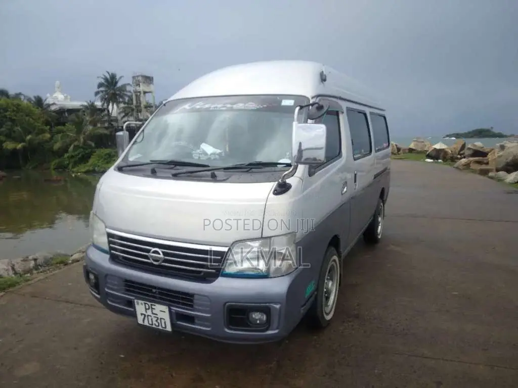 Nissan E25 2005 Van (Used)