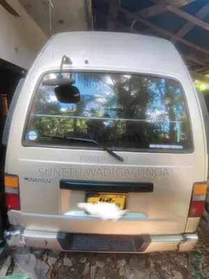 Nissan Caravan High Roof 1993 Van (Used)