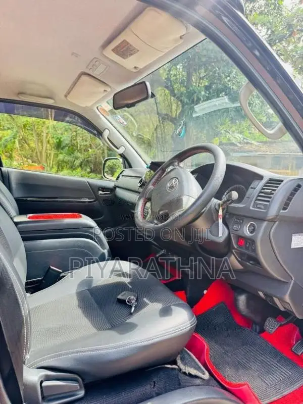 Toyota KDH Dark Prime 201 Super GL 2015 Van (Used)