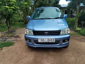 Toyota Noah 1997 Van (Used)