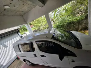 Nissan NV200 2018 Van (Used)