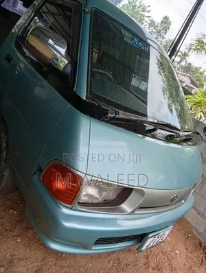 Toyota CR27 1992 Van (Used)