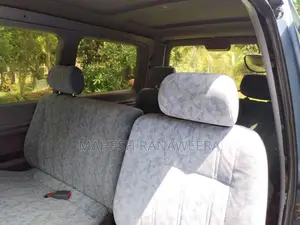 Toyota Noah 1997 Van (Used)