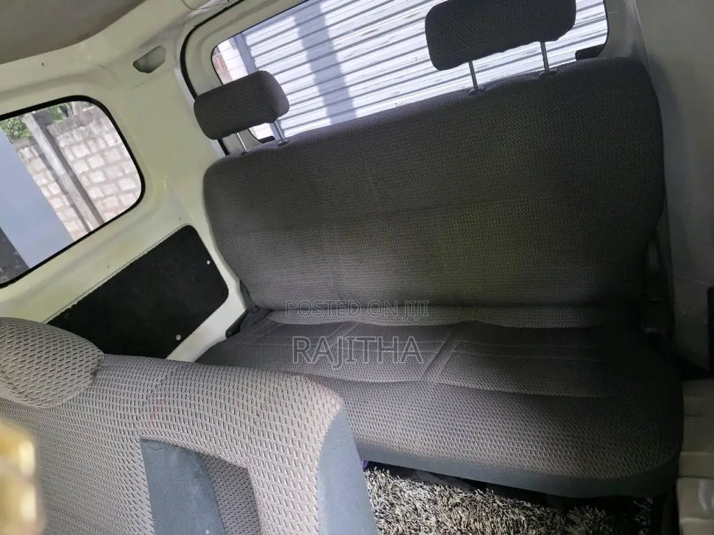 Nissan NV200 2018 Van (Used)