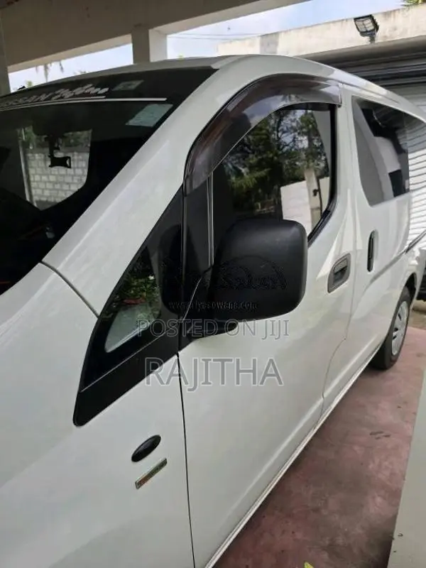 Nissan NV200 2018 Van (Used)